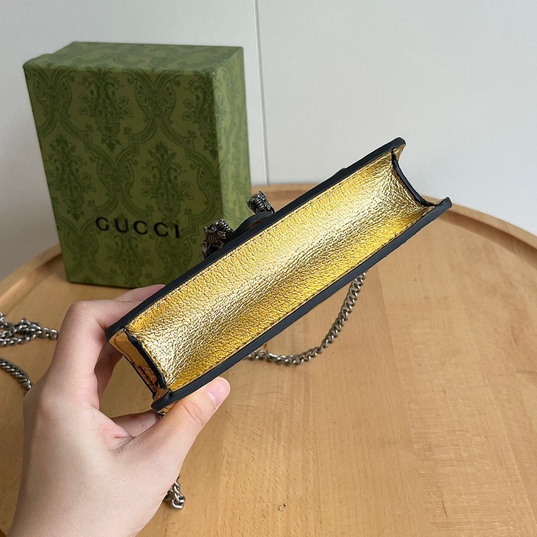 Gucci Dionysus Metallic Super Mini bag