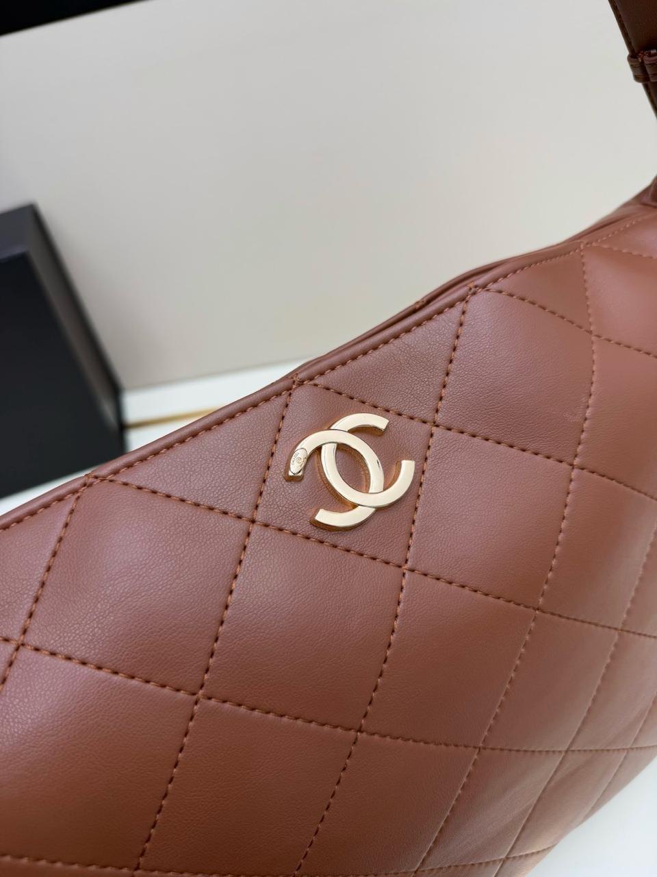 Chanel Maxi Hobo Bag in Lambskin