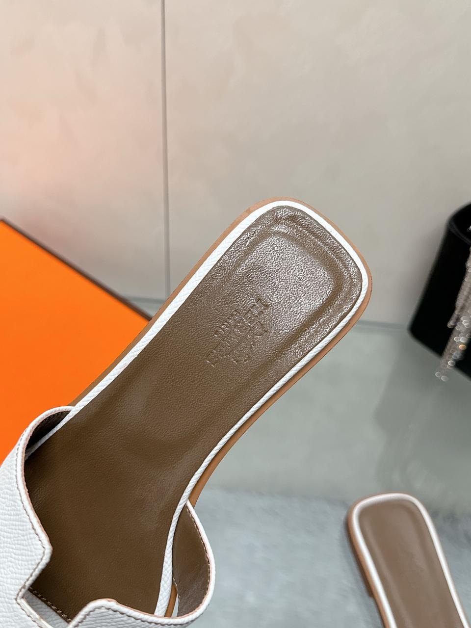 Hermès Oran Sandal