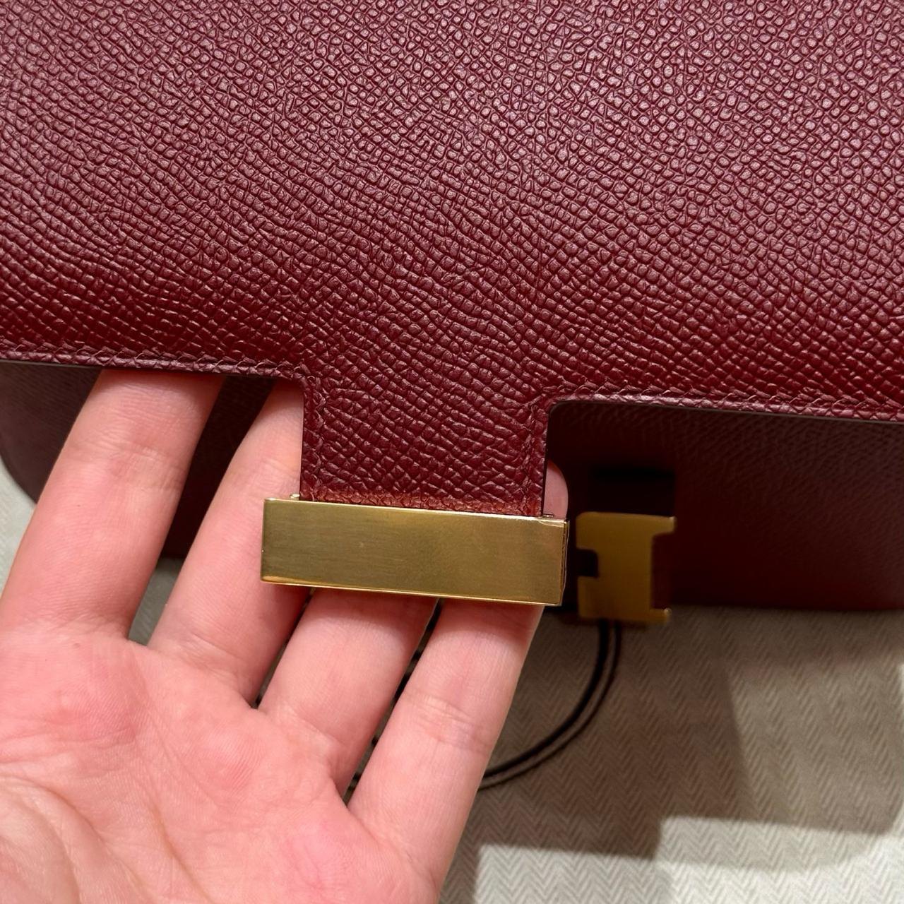 Hermès Constance 18