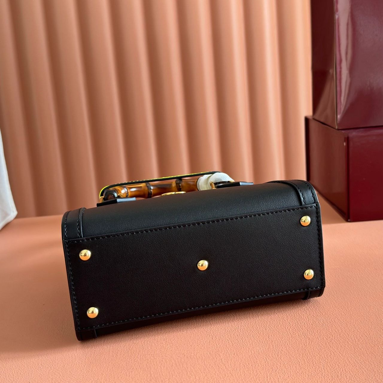 Gucci Diana Mini Top Handle Bag