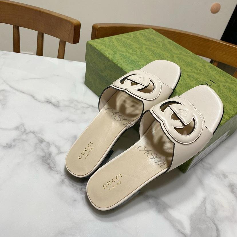 Gucci Interlocking G Cut-Out Slide Sandal