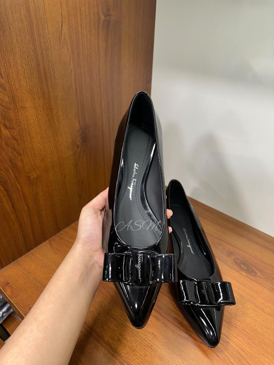Ferragamo Viva Bow Pumps