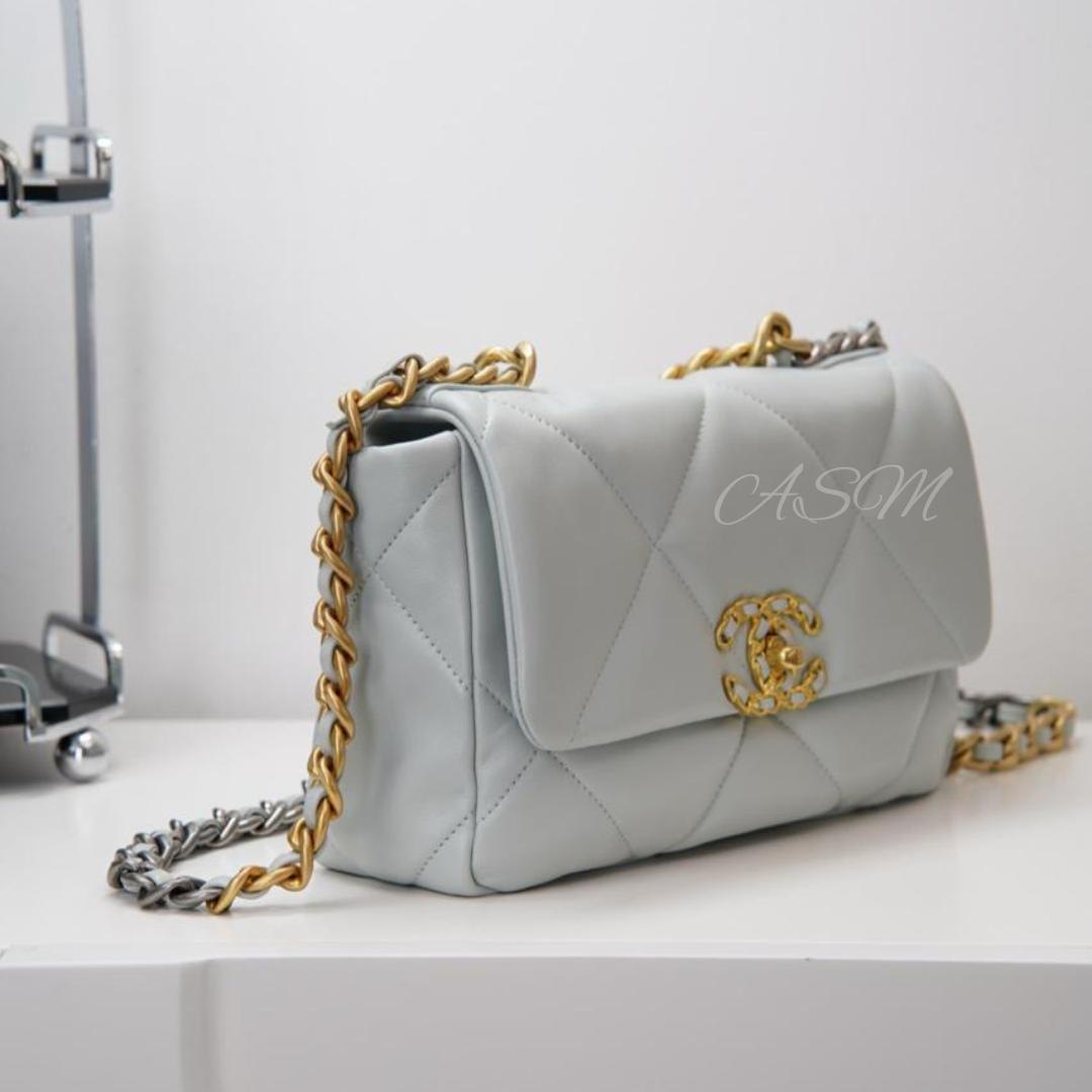 Chanel 19 Flap Bag