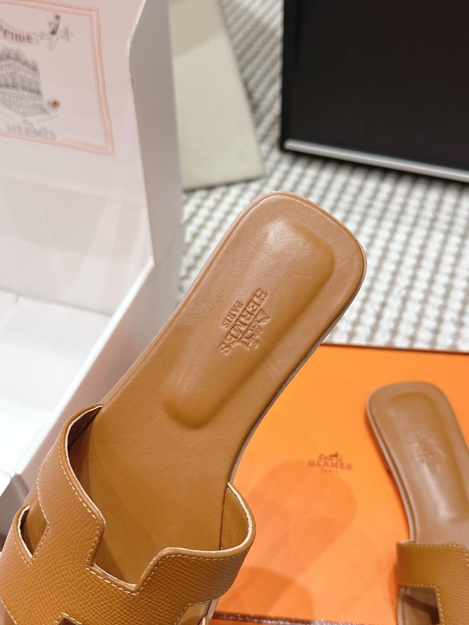 Hermès Oran Sandal