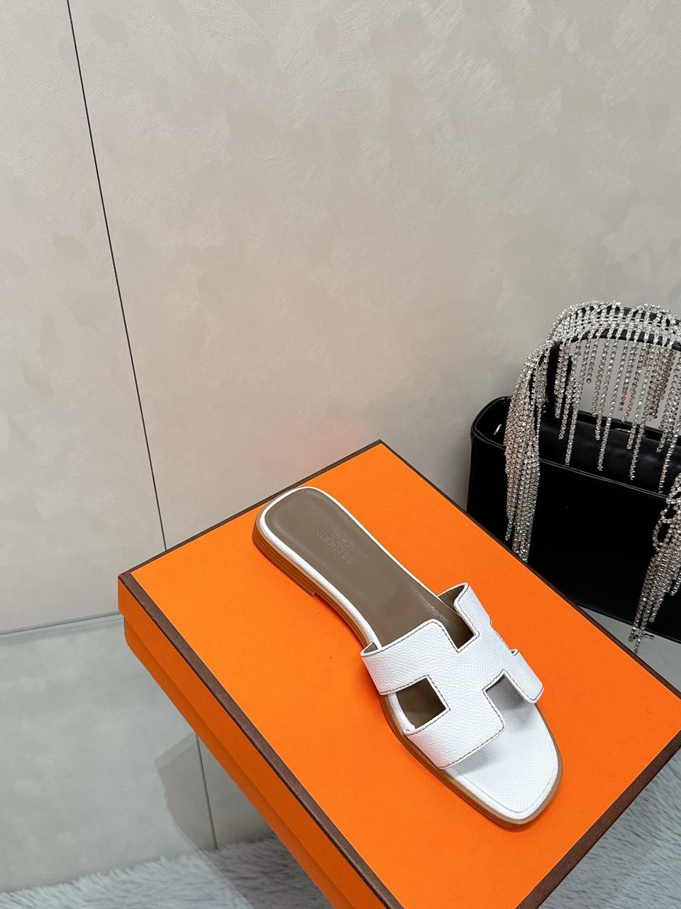Hermès Oran Sandal