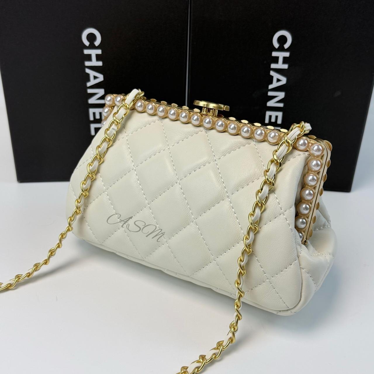 Chanel Clutch with Chain