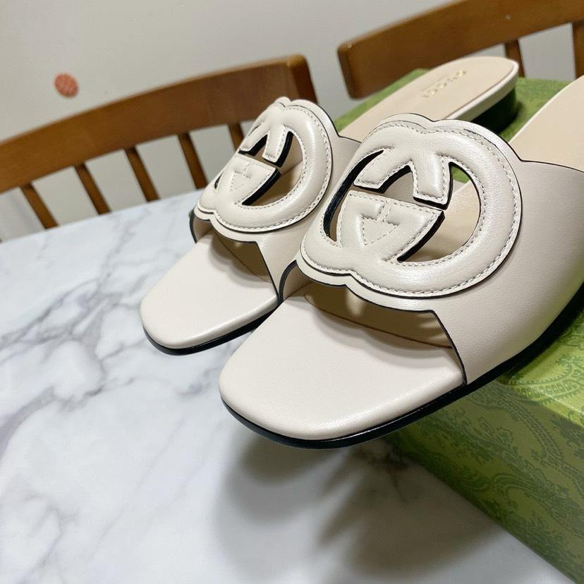 Gucci Interlocking G Cut-Out Slide Sandal