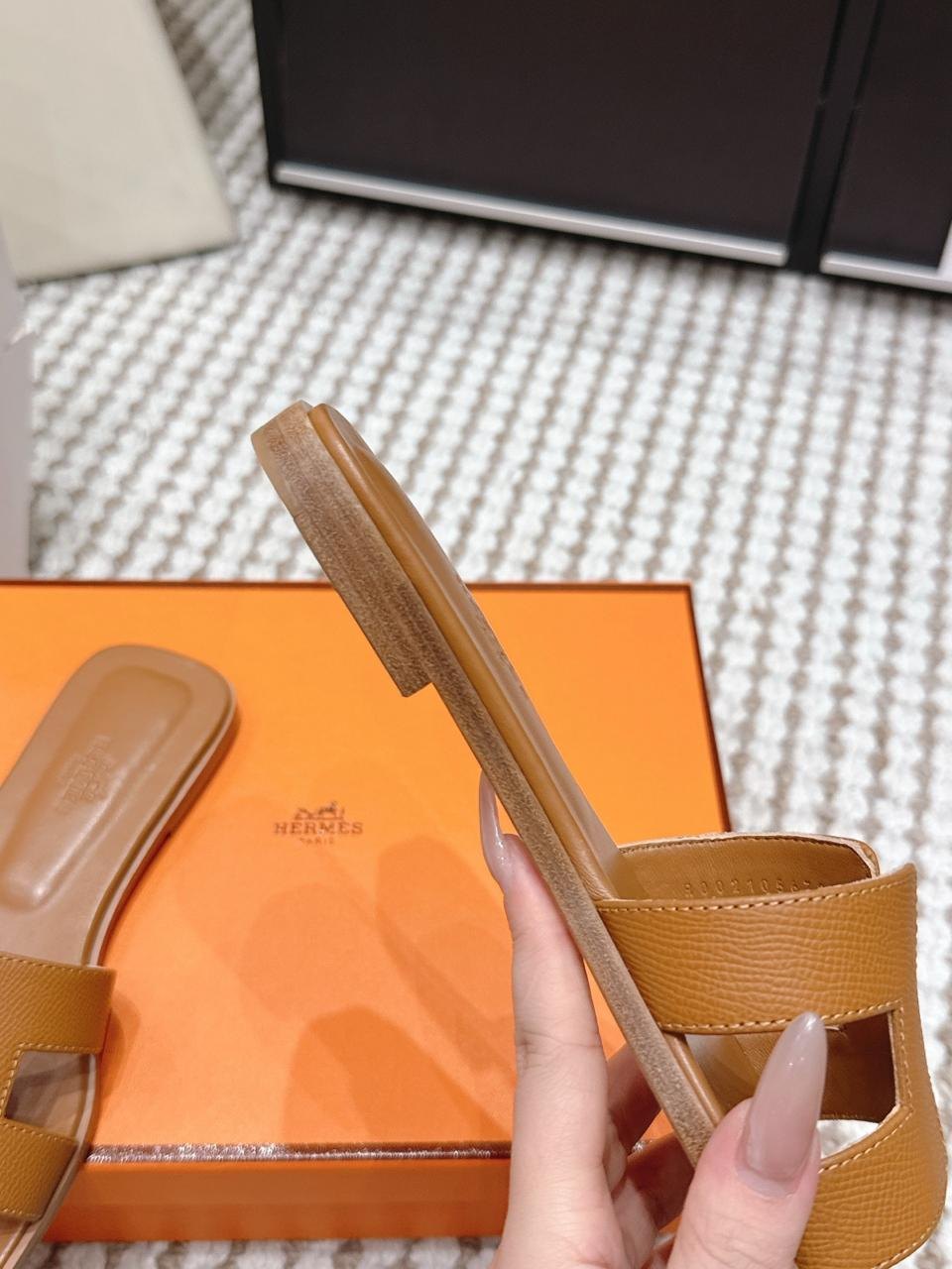 Hermès Oran Sandal