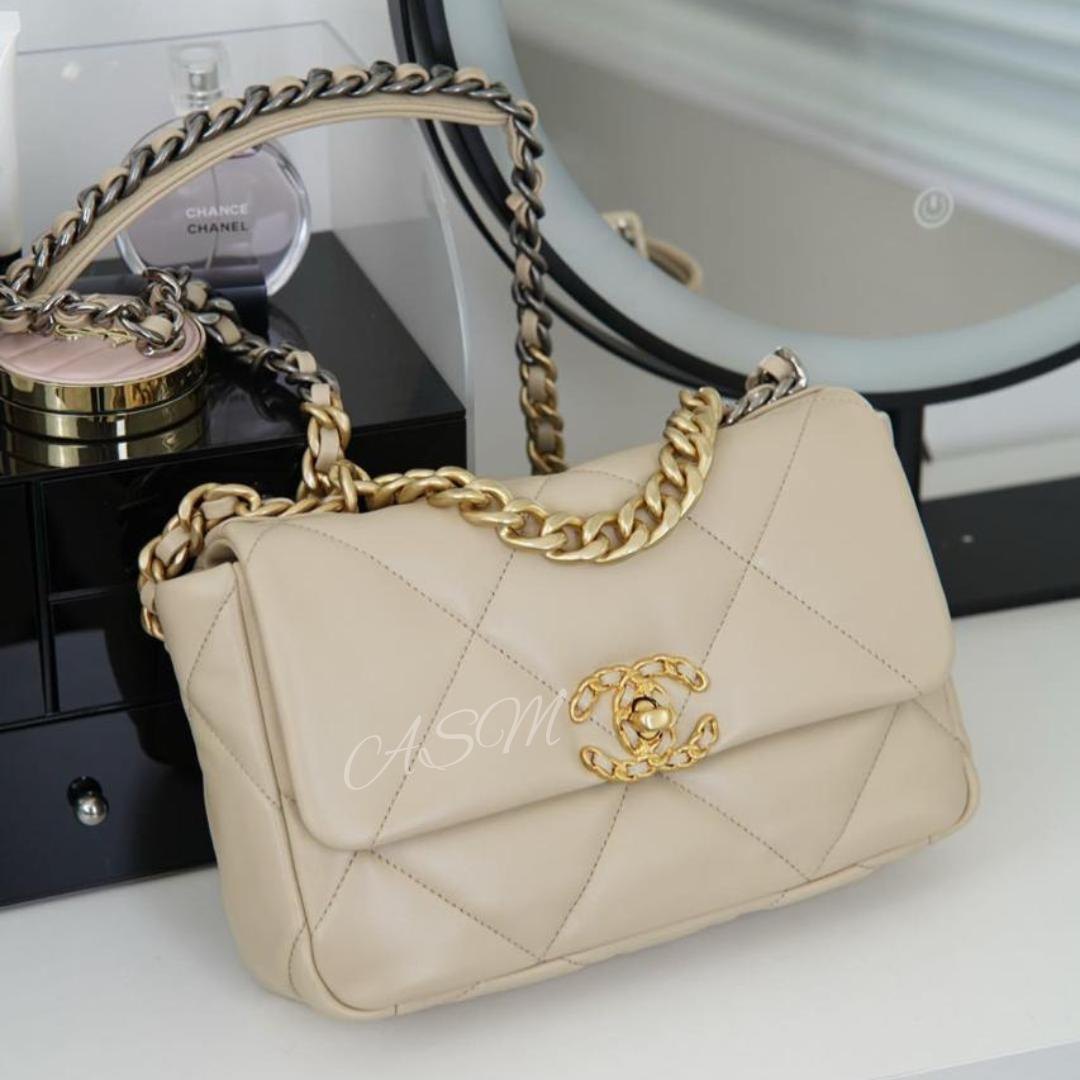 Chanel 19 Flap Bag
