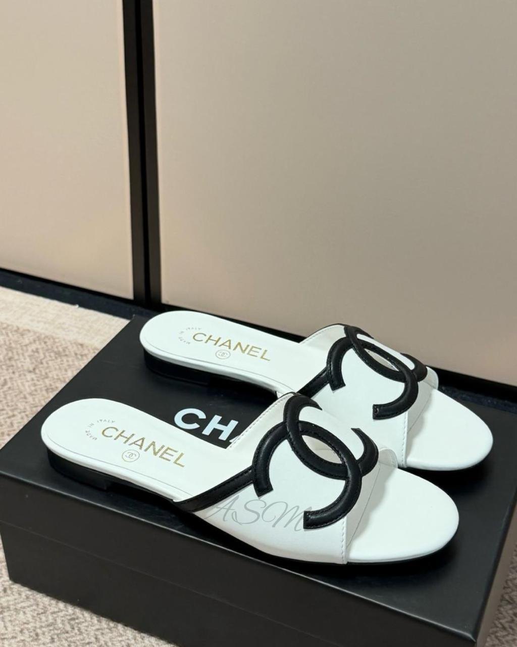 Chanel Interlocking CC Logo Lambskin Slide Mules