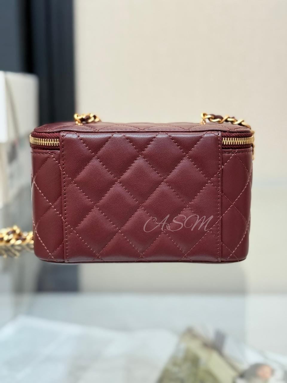 Chanel Lambskin Quilted Rectangular Vanity Case with Pearl Crush