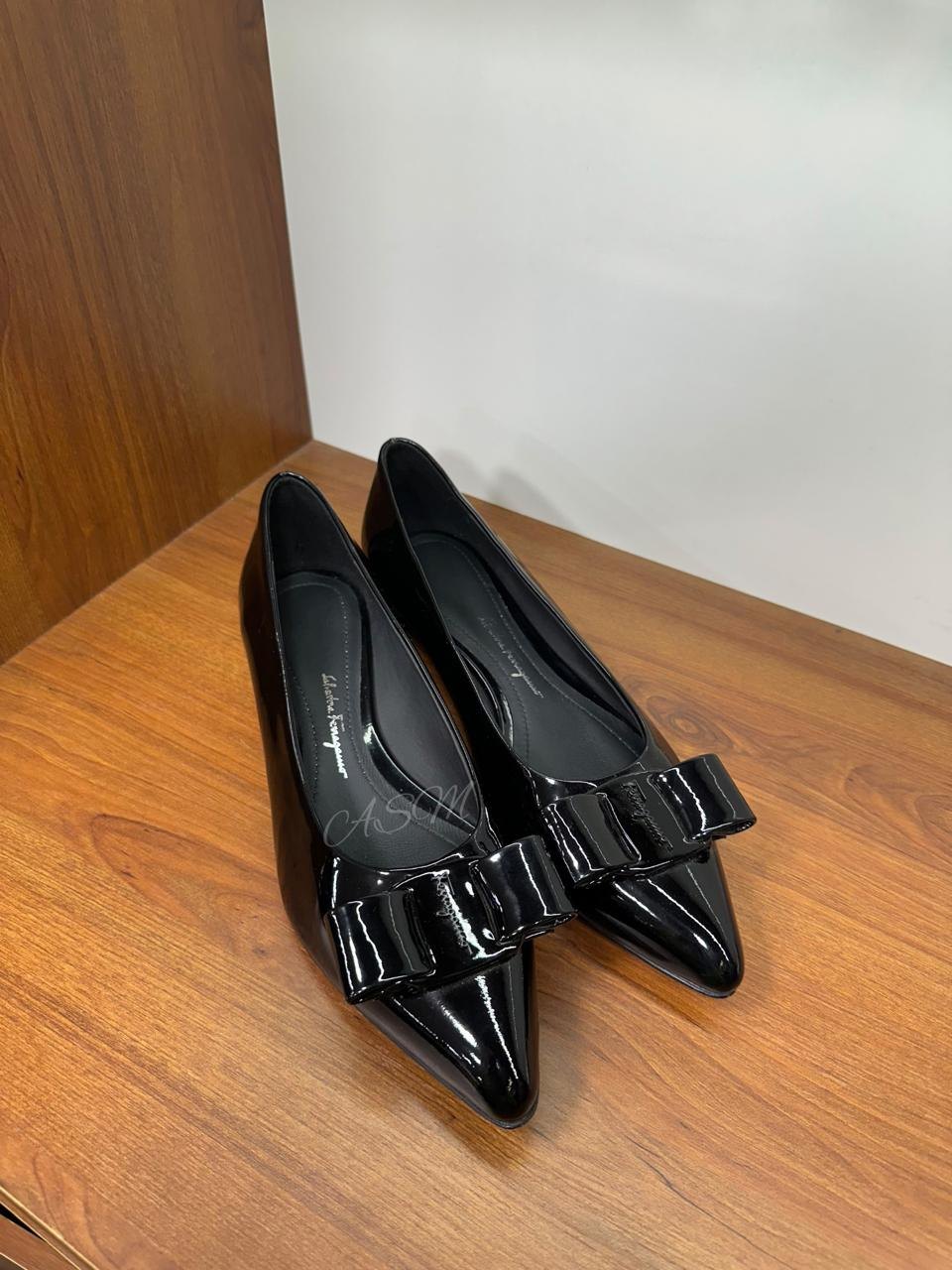Ferragamo Viva Bow Pumps