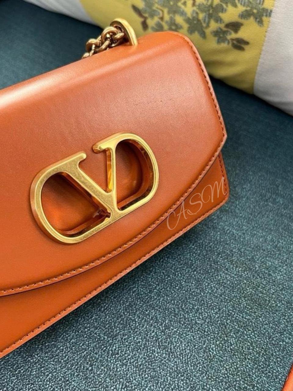 Valentino Garavani Vain Shoulder Bag