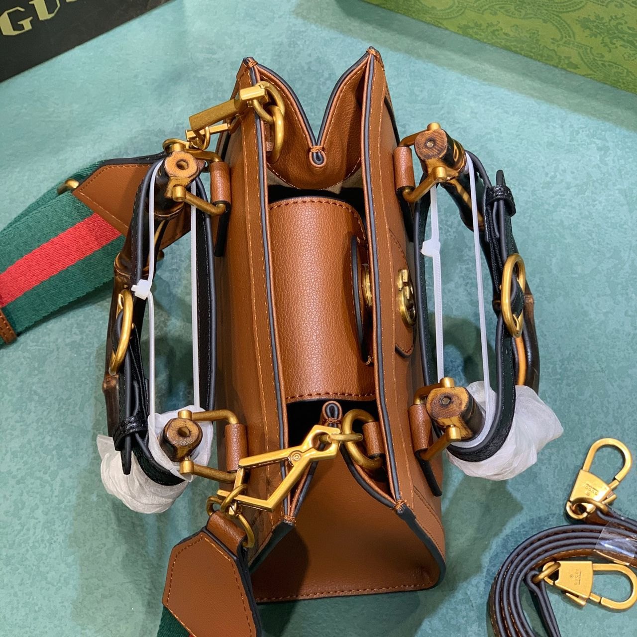 Gucci Diana Mini Top Handle Bag