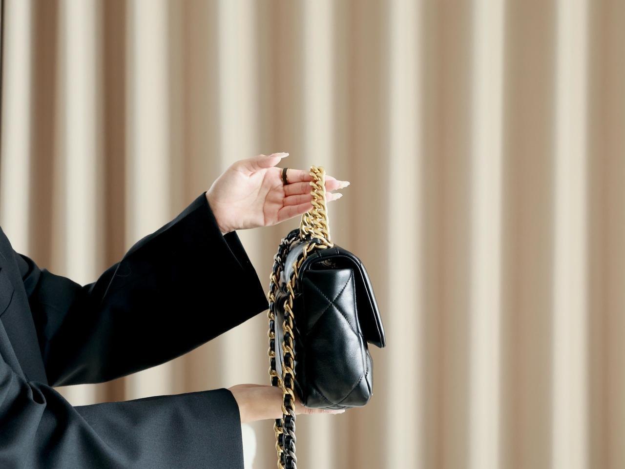 Chanel 19 Flap Bag