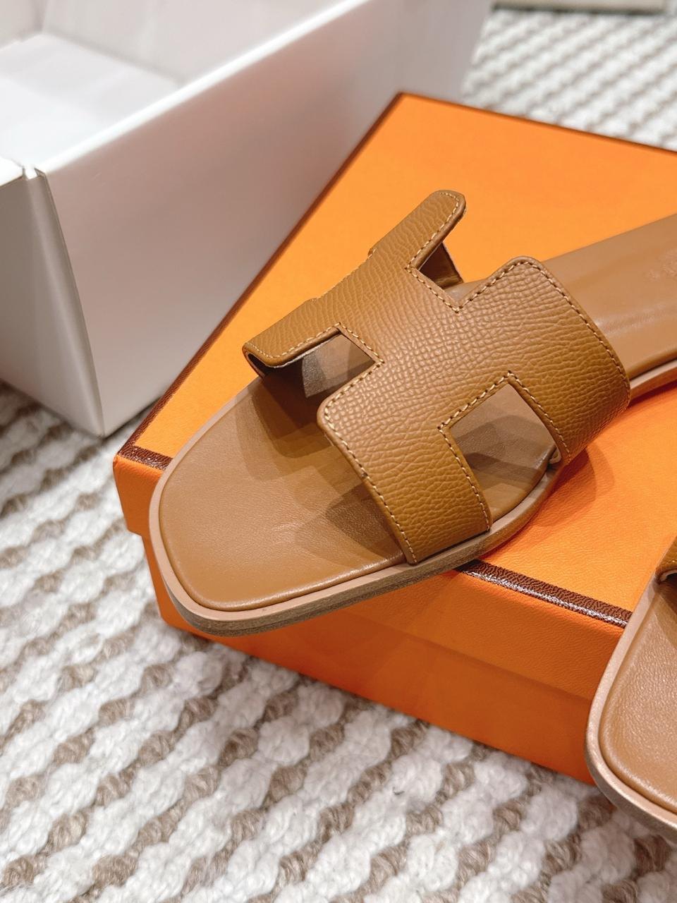 Hermès Oran Sandal