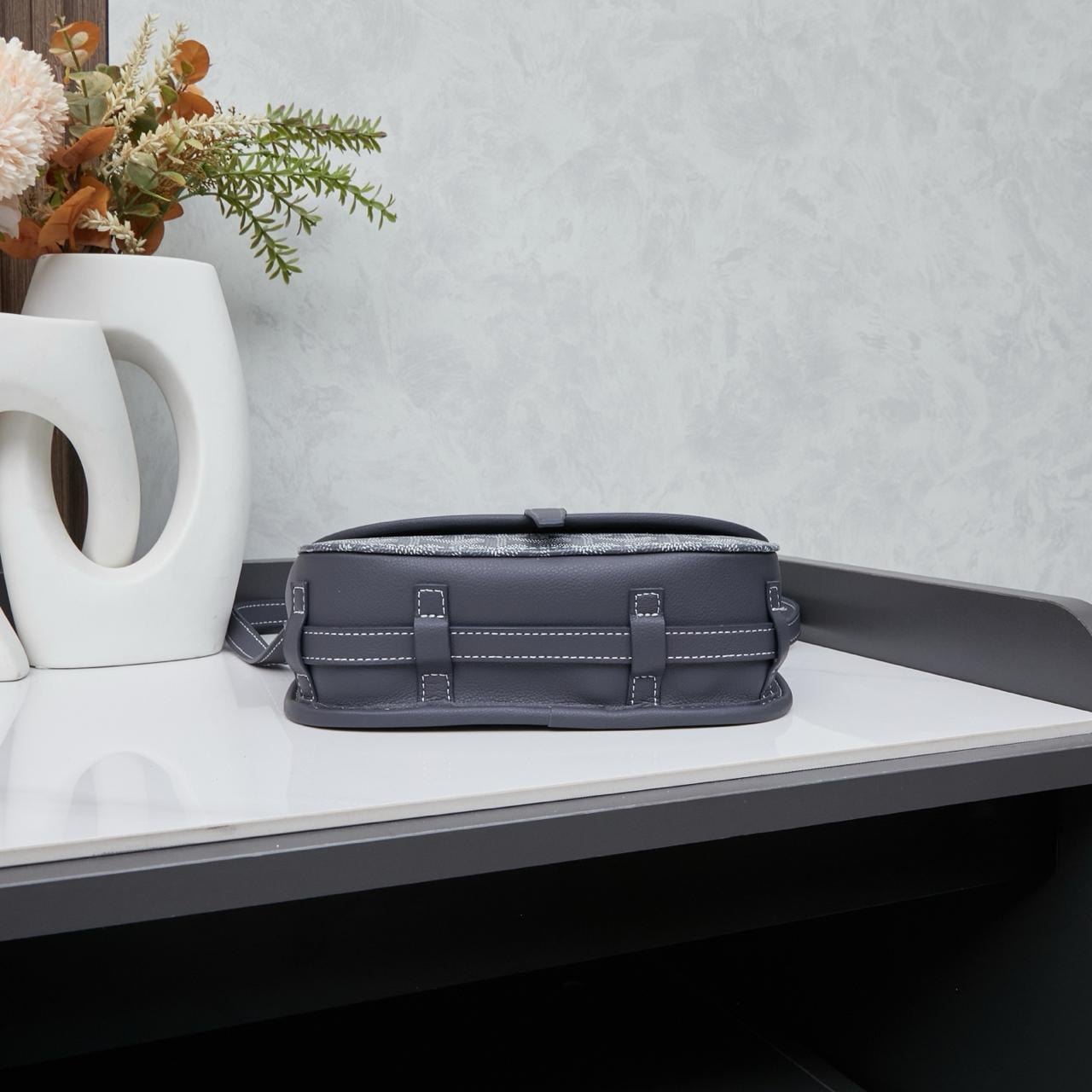 Goyard Belvédère Messenger Bag