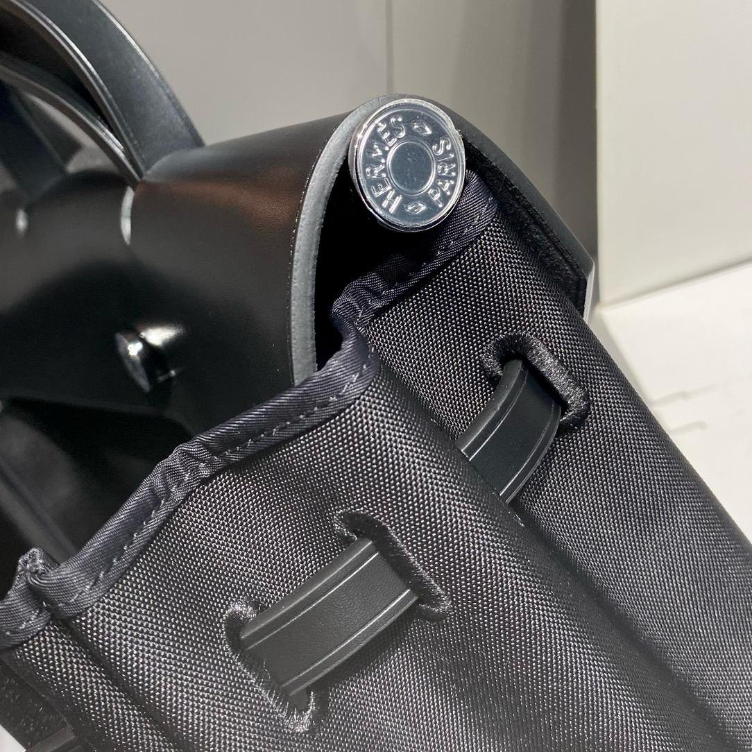 Hermès Herbag Zip 31