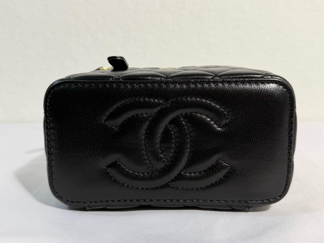 Chanel Lambskin Quilted Rectangular Vanity Case with Pearl Crush