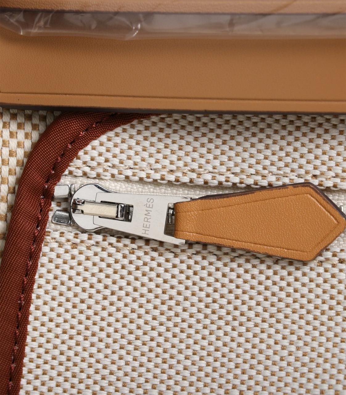 Hermès Herbag Zip 31 in Vache Hunter