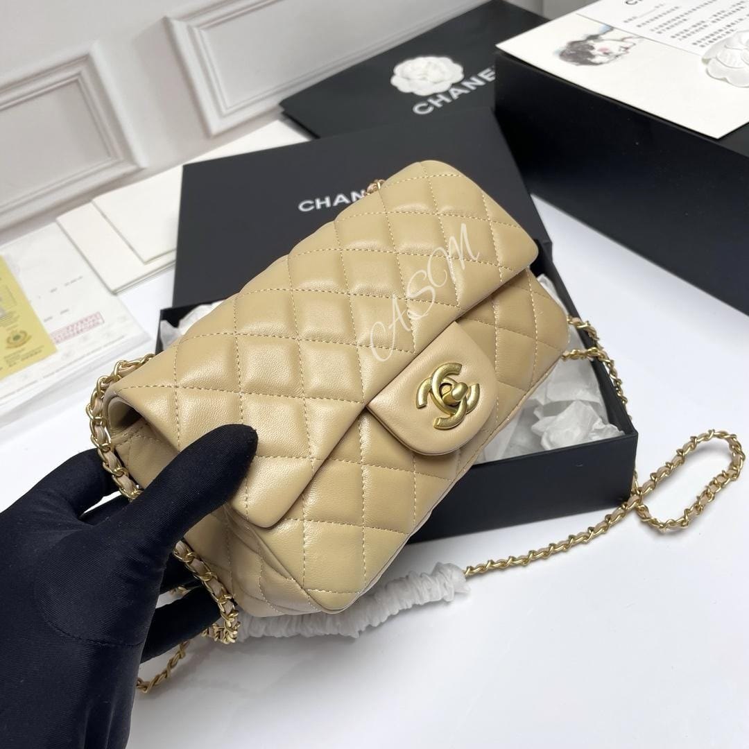 Chanel Classic Flap-style Bag