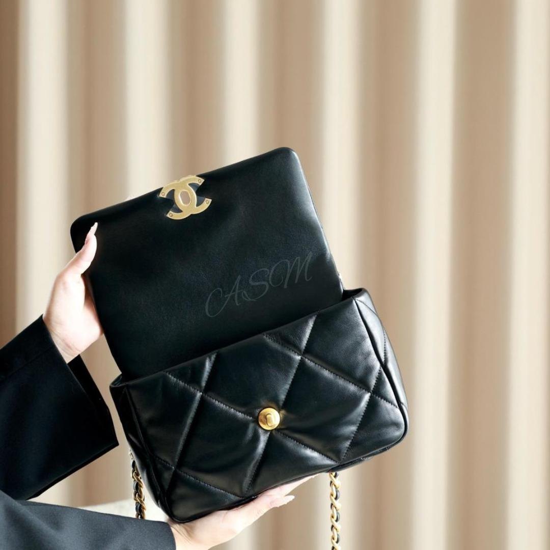 Chanel 19 Flap Bag