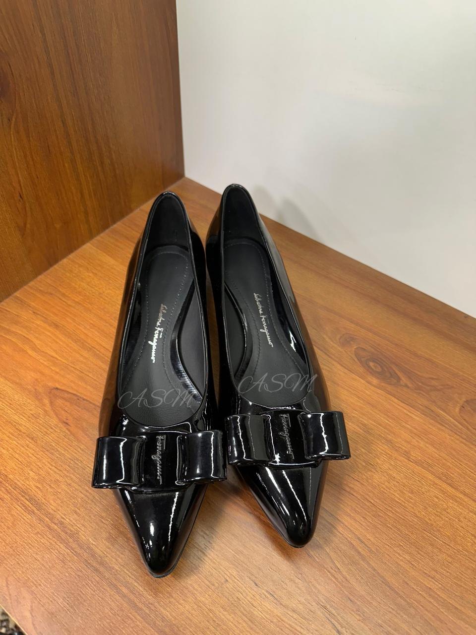Ferragamo Viva Bow Pumps