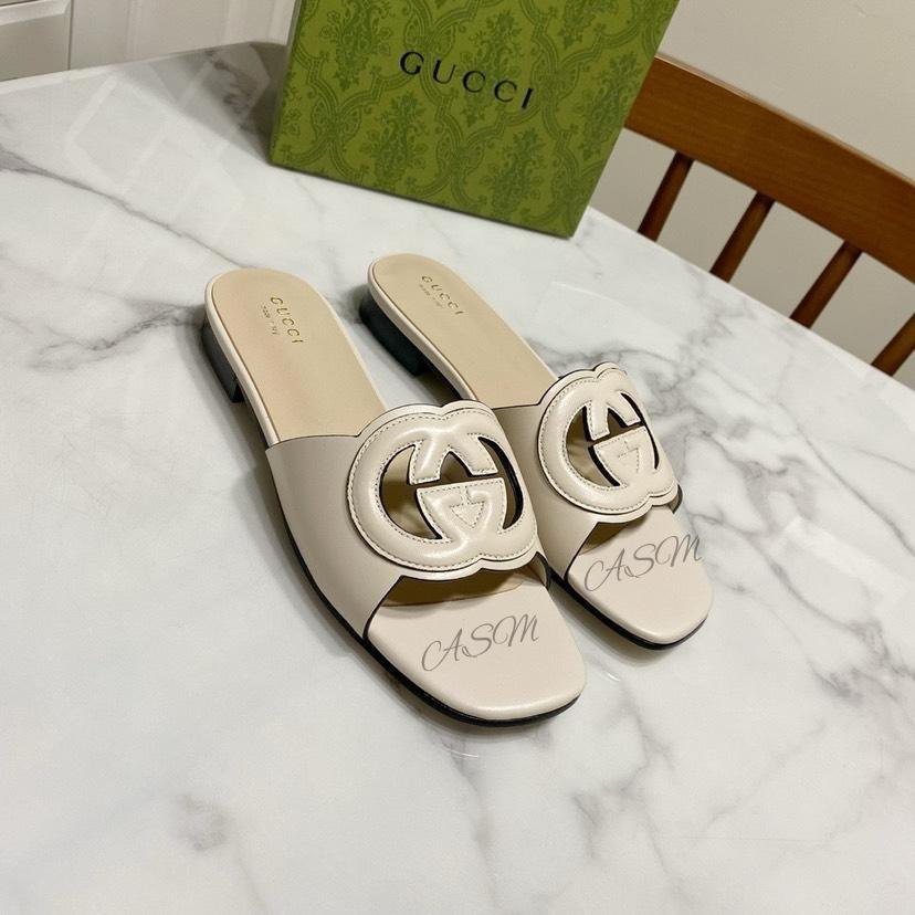 Gucci Interlocking G Cut-Out Slide Sandal